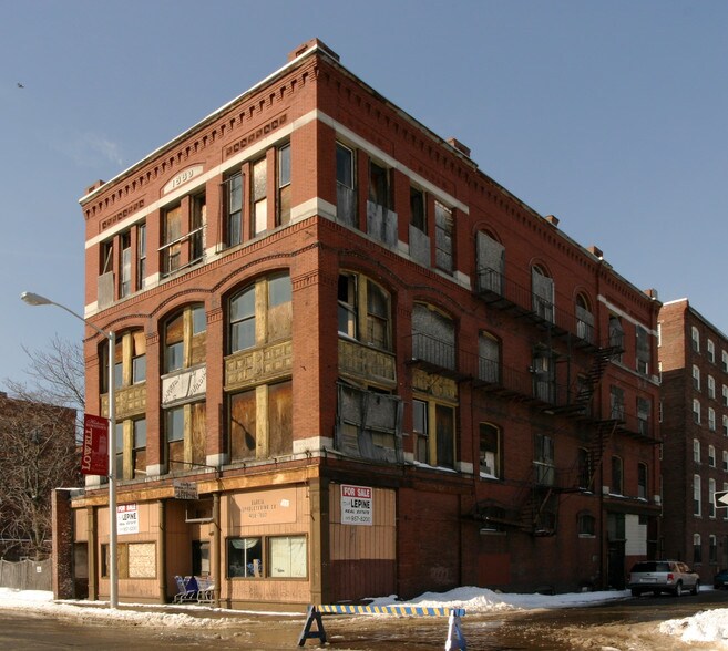 More Photos Of 155 Middlesex St, Lowell Storefront Retail Office For Sale