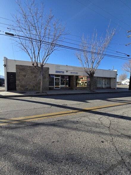 More Photos Of 38423-38425 E 9th St, Palmdale Storefront Retail Office For Sale