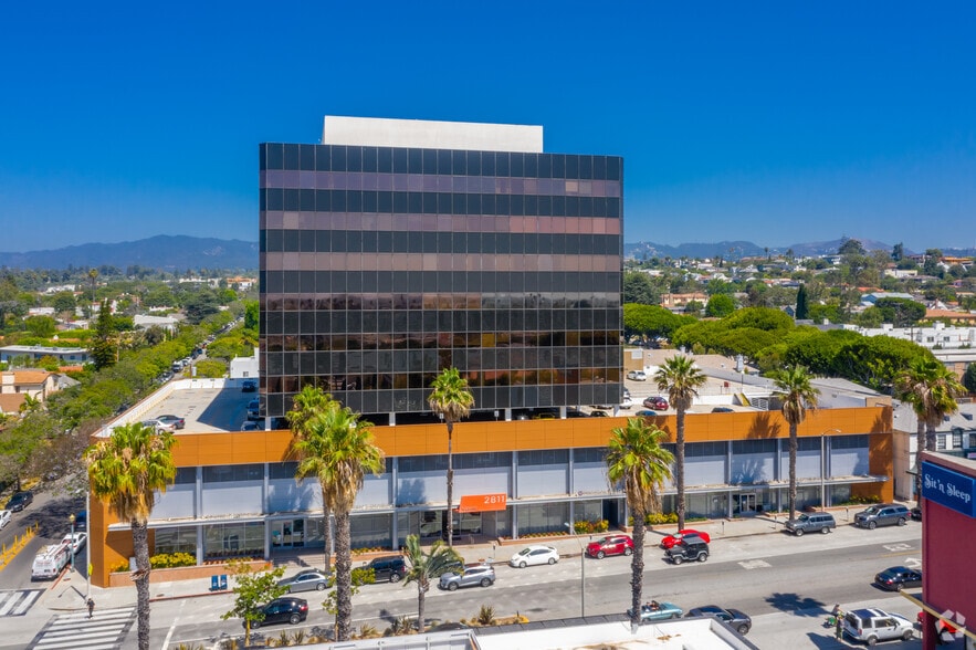 More Photos Of 2811 Wilshire Blvd, Santa Monica Medical For Lease