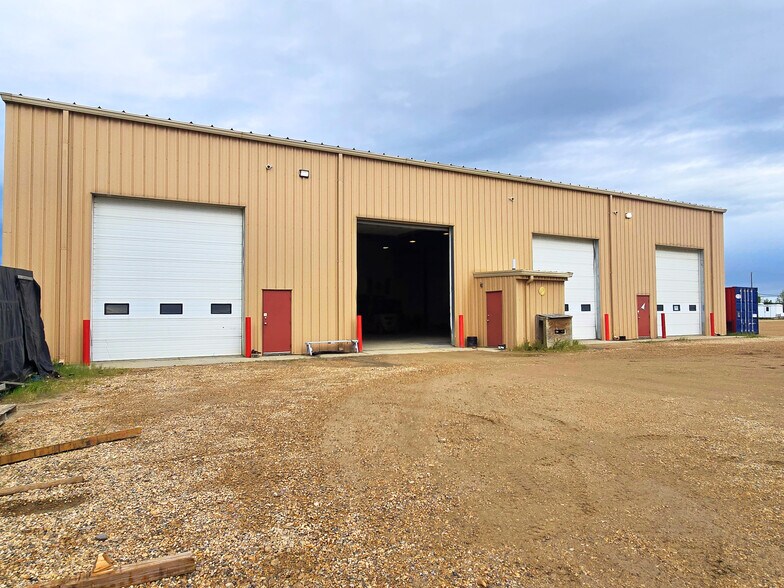 More Photos Of 7703 39 St, Leduc Manufacturing For Sale