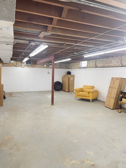 More Photos Of 10220 Grand Ave, Franklin Park Storefront Retail Office For Lease