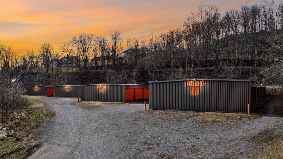 Primary Photo Of 129 Goldwing Dr, North Tazewell Self Storage For Sale