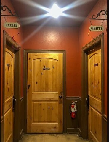 More Photos Of 124 E Austin St, Jefferson Restaurant For Sale