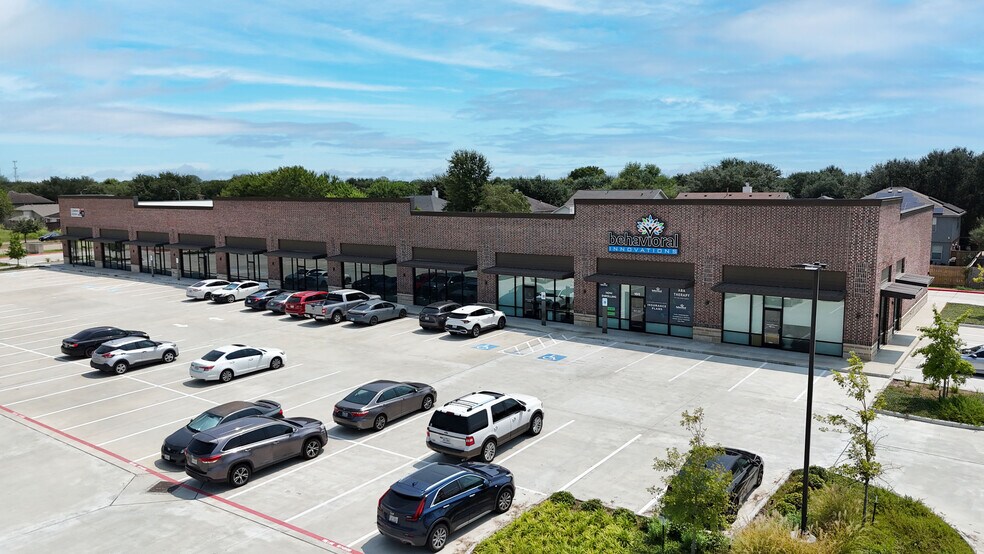 More Photos Of 5149 Reading Rd, Rosenberg Storefront For Sale