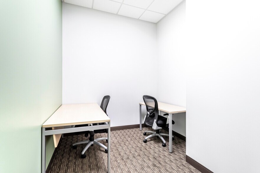 More Photos Of 410 S Rampart Blvd, Las Vegas Coworking Space