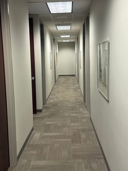 More Photos Of 7040 N Marks Ave, Fresno Office Residential For Lease