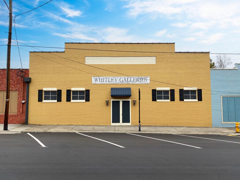Primary Photo Of 117 W Vance St, Zebulon General Retail For Sale