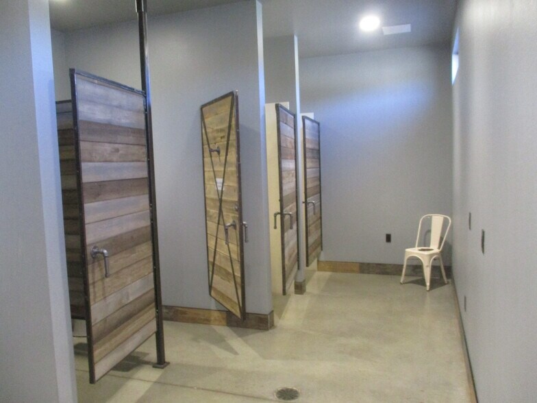 More Photos Of 1038 Airport Rd, Weatherford Manufactured Housing Mobile Home Park For Sale