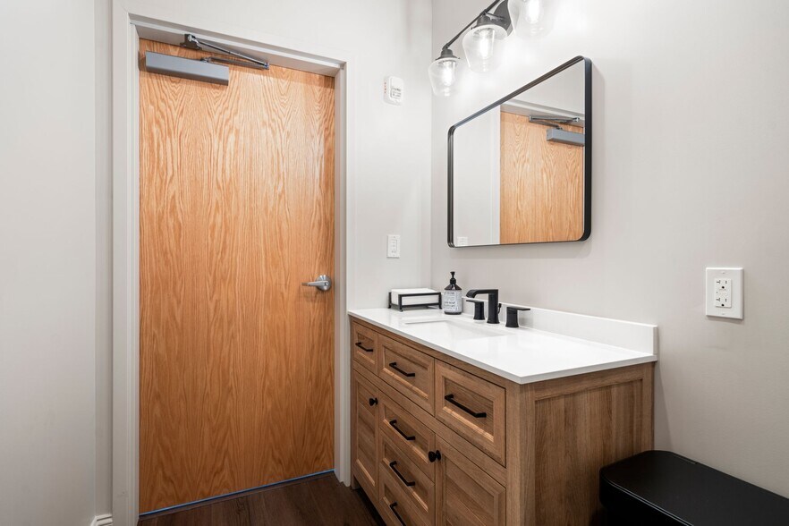 More Photos Of 2 Ricketts Pond Dr, Carver Light Distribution For Lease