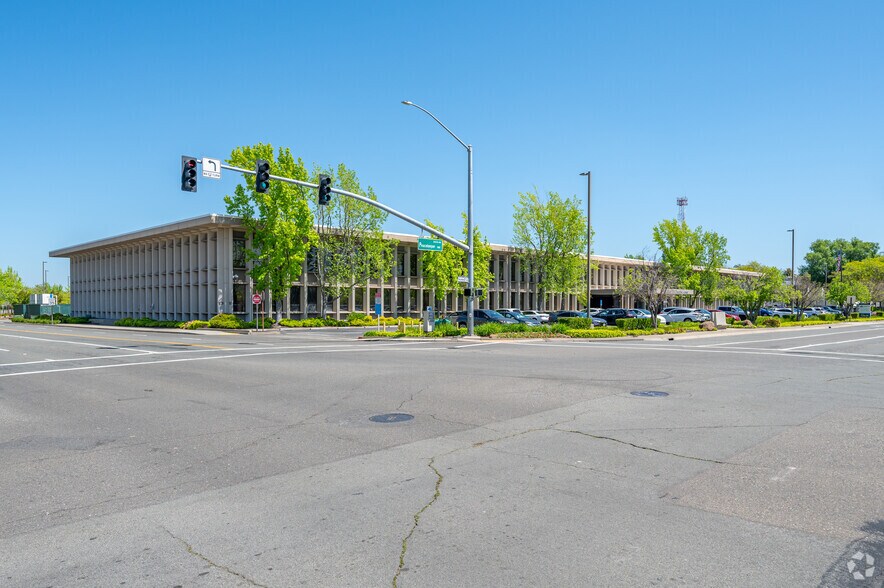 More Photos Of 3237 Peacekeeper Way, Mcclellan Office For Lease