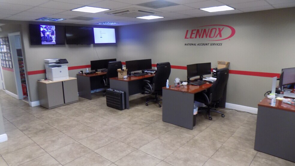 More Photos Of 1109-1111 NE 7th Ave, Fort Lauderdale Warehouse For Sale