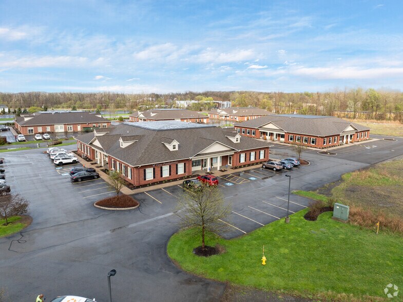 More Photos Of 6531 Anthony, Victor Office For Lease