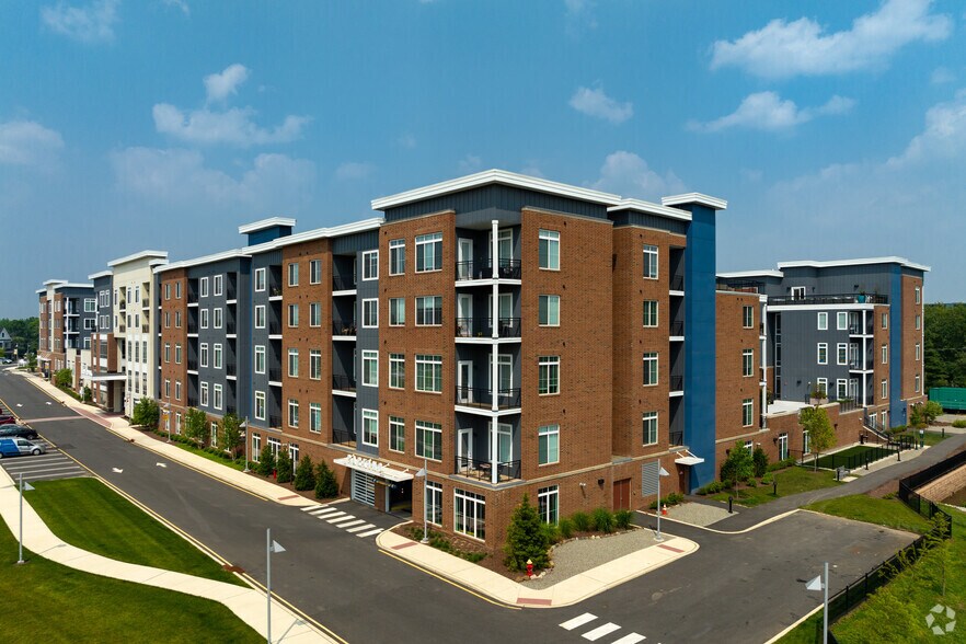 1 Riverwalk, Plainsboro, NJ 08536 MultiFamily For Lease