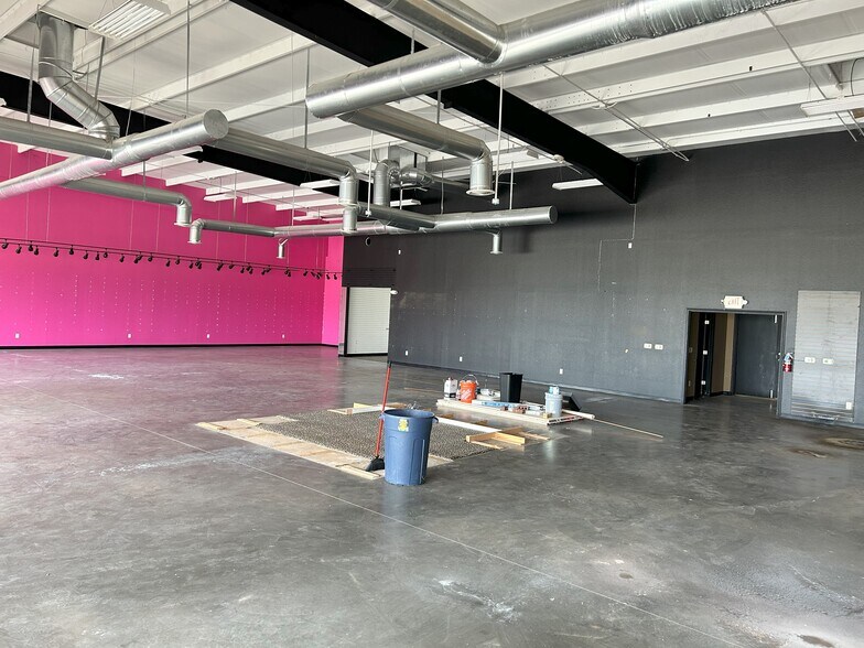 More Photos Of 2203 Trinity Blvd, Texarkana Unknown For Lease