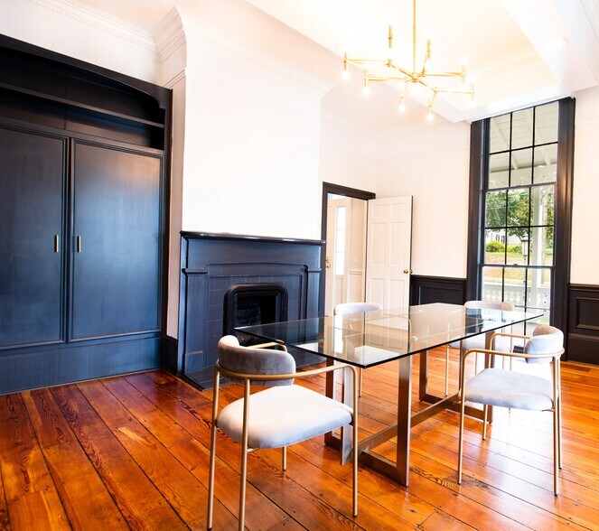 More Photos Of 125 S Milledge Ave, Athens Office Residential For Lease