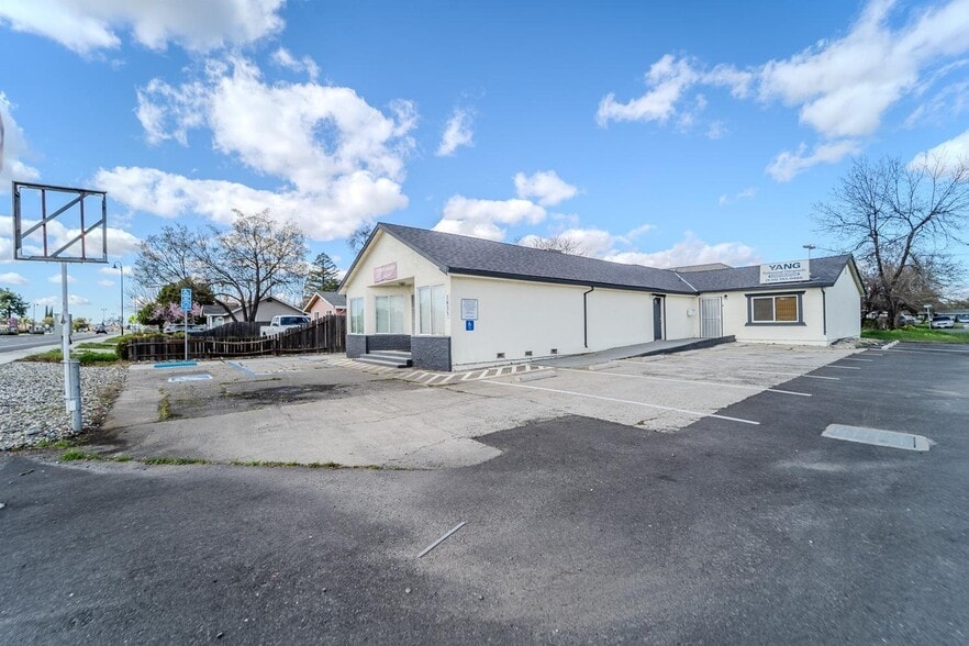 More Photos Of 1835 N Beale Rd, Marysville Office For Sale