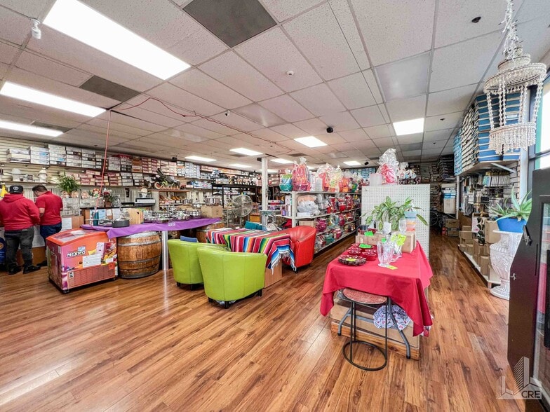 More Photos Of 14222 E 14th St, San Leandro Storefront For Sale