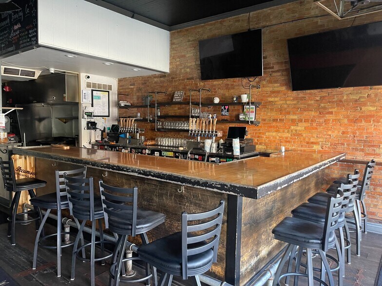 More Photos Of 124-128 W Chicago Blvd, Tecumseh Storefront Retail Residential For Lease