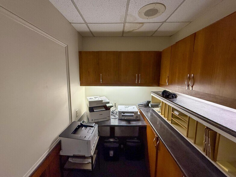 More Photos Of 300 3rd Ave SE, Rochester Office For Sale