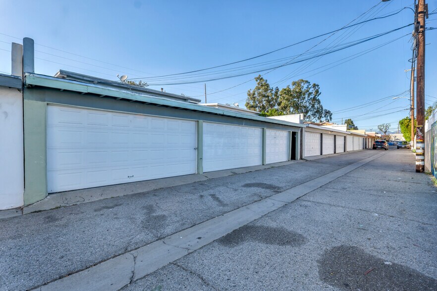 More Photos Of 6308 Coldwater Canyon Ave, North Hollywood Apartments For Sale