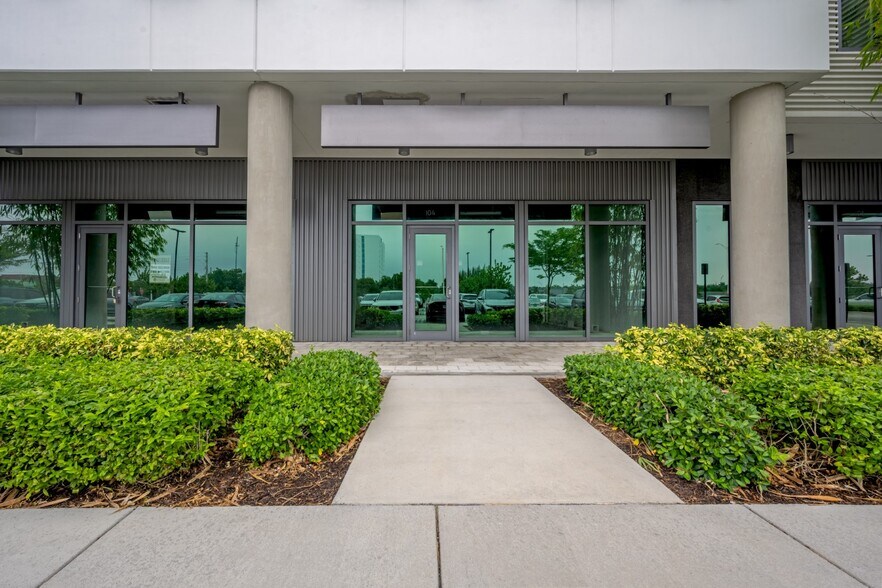 More Photos Of 1695 NW 110th Ave, Miami Office For Lease