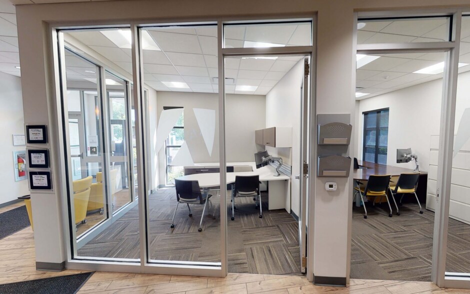 More Photos Of 61 Executive Ct, West Middlesex Office For Lease