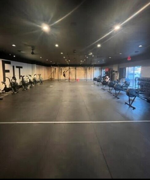 More Photos Of 400-448 N Freedom Blvd, Provo Storefront Retail Office For Lease