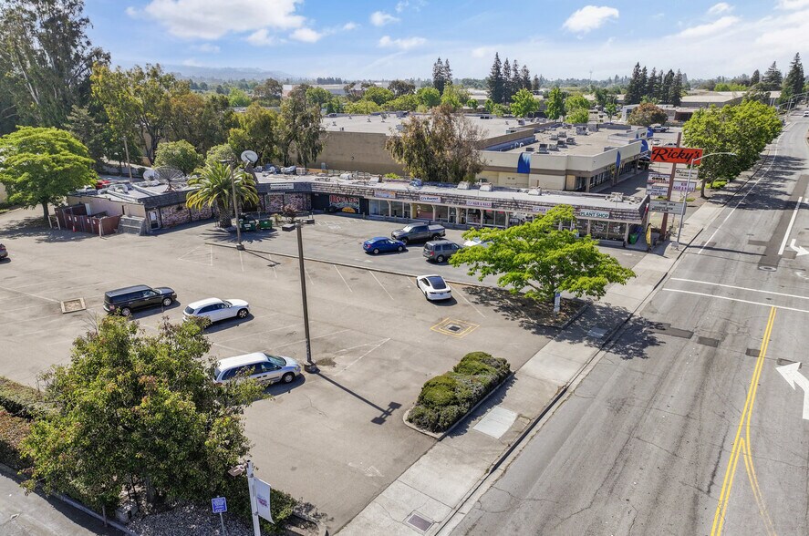 More Photos Of 15028 Hesperian Blvd, San Leandro Freestanding For Sale