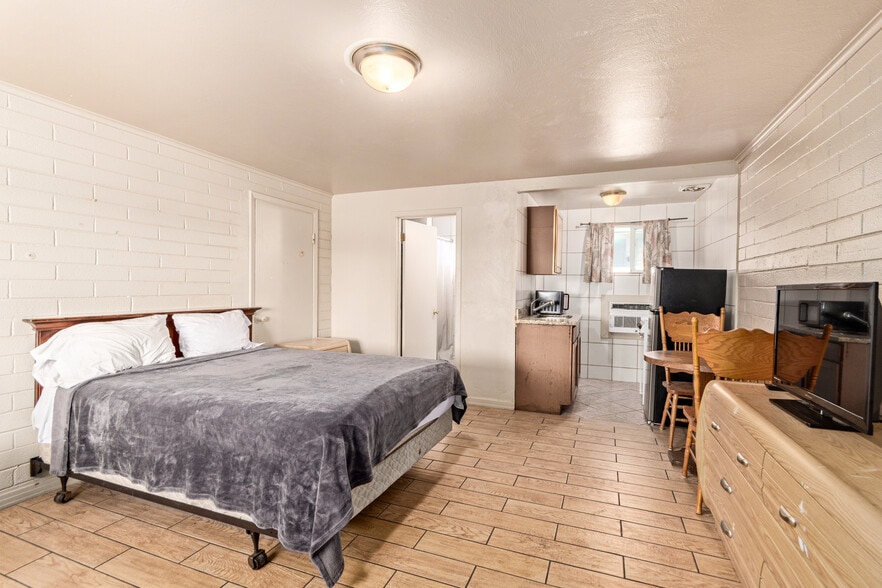 More Photos Of 8008 E Main St, Mesa Hotel For Sale