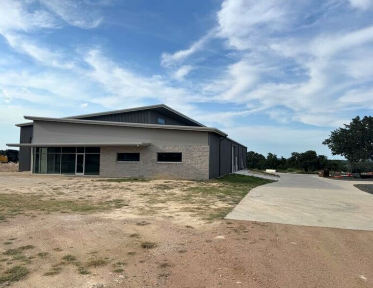More Photos Of 999 W US HWY 90, San Antonio Land For Lease