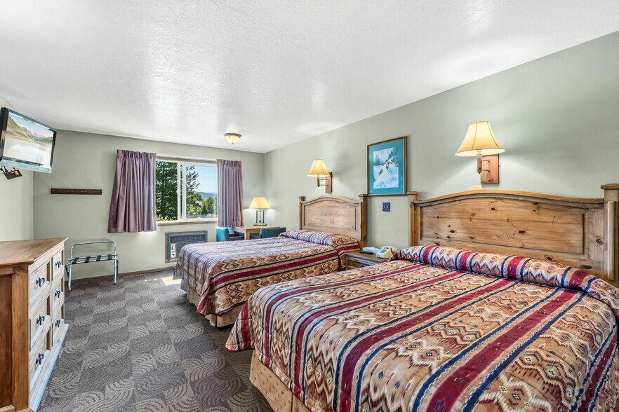 More Photos Of 205 Beaver Lodge Rd, Frisco Hotel For Sale