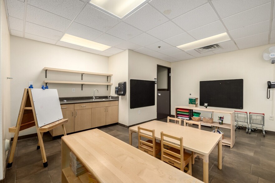 More Photos Of 1494 S Gilbert Rd, Gilbert Daycare Center For Lease