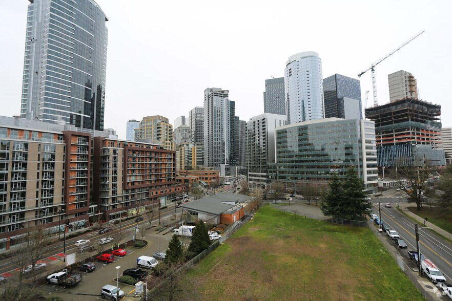 More Photos Of 910 John St, Seattle Apartments For Lease