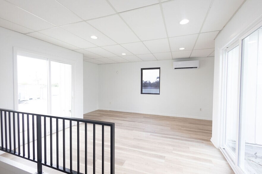 More Photos Of 8225 Westglen Dr, Houston Office For Sale