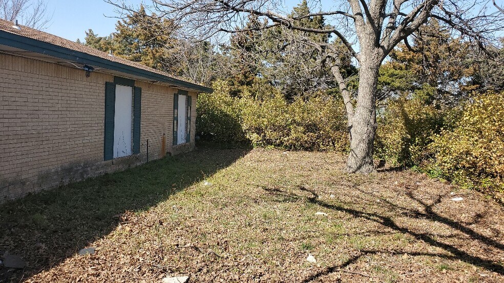 More Photos Of 600 E California Ave, Walters Congregate Senior Housing For Sale