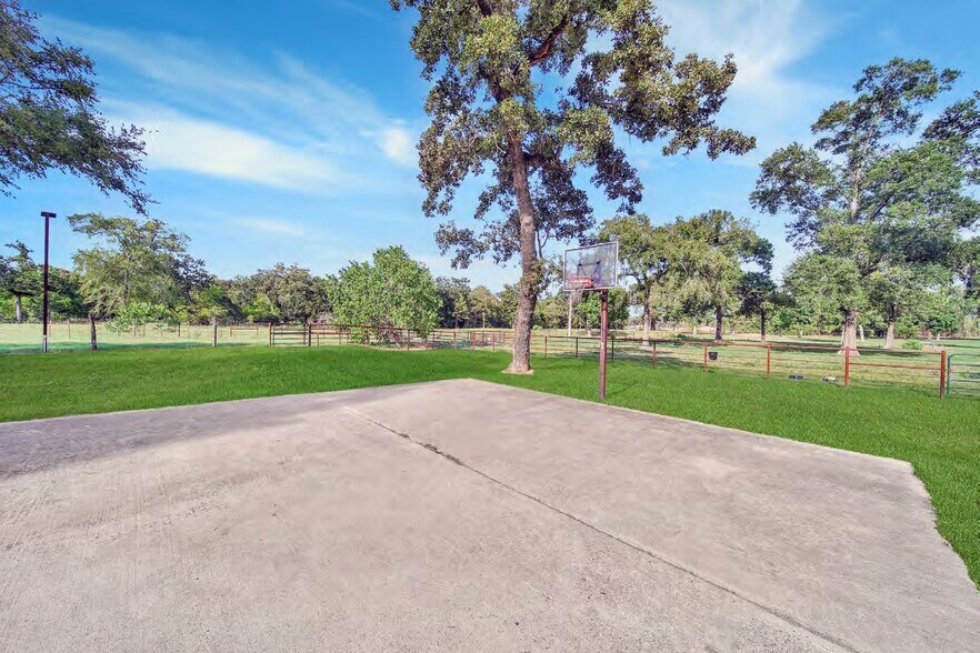 More Photos Of 23707 Sanders Cemetery Rd, Magnolia Land For Sale