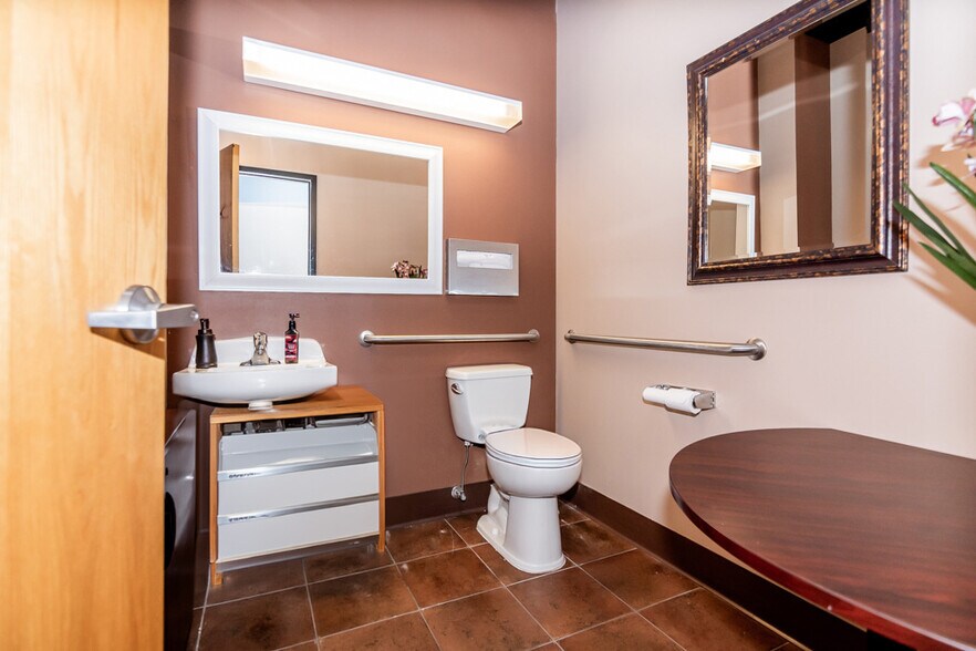 More Photos Of 1101 Walnut St, Kansas City Apartments For Sale
