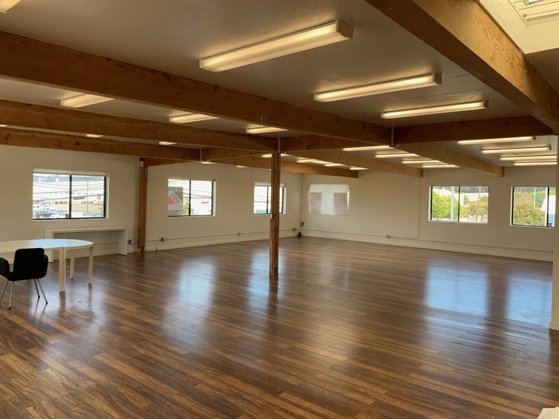 More Photos Of 2824 Regatta Blvd, Richmond Warehouse For Lease