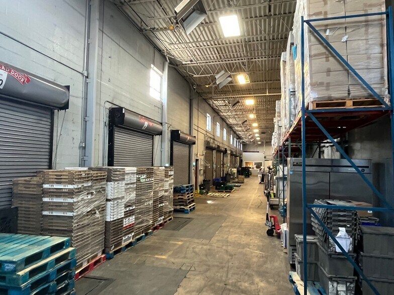 More Photos Of 50-60 Parkway Pl, Edison Warehouse For Sale