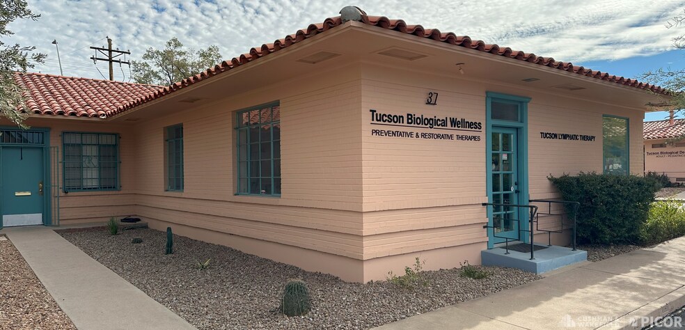 Primary Photo Of 1601 N Tucson Blvd, Tucson Medical For Sale