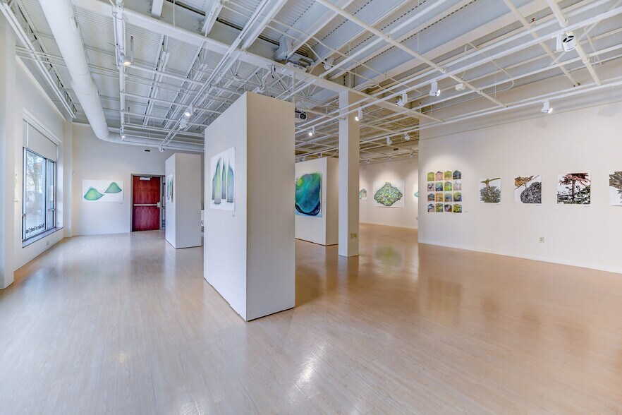 More Photos Of 50 E Main St, Bloomsburg Freestanding For Lease