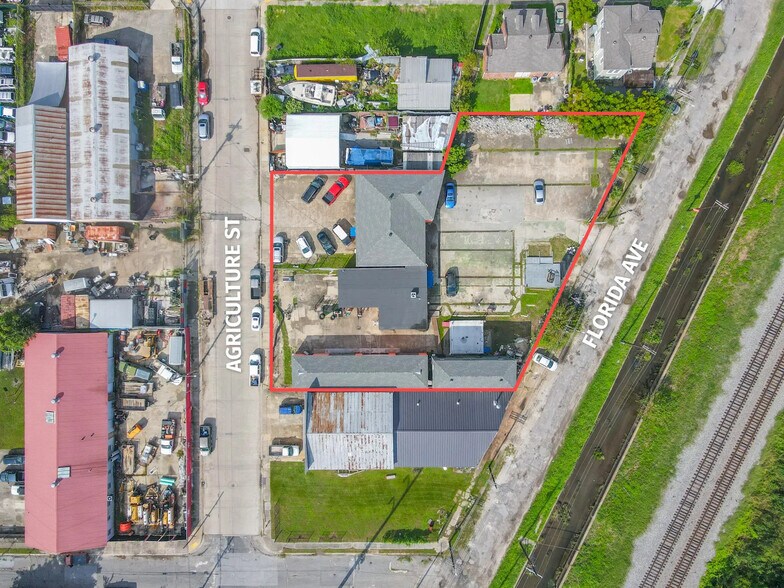 More Photos Of 1857 Agriculture St, New Orleans Showroom For Sale