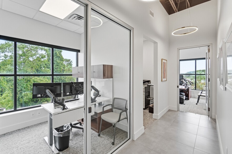 More Photos Of 1650 US Highway 1 S, Saint Augustine Office For Lease