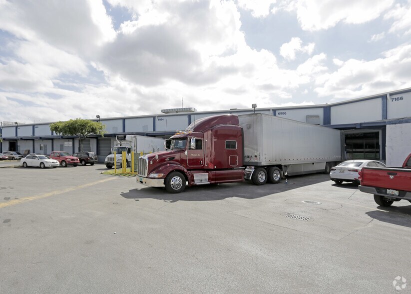 More Photos Of 6950-7190 NW 12th St, Miami Warehouse For Lease