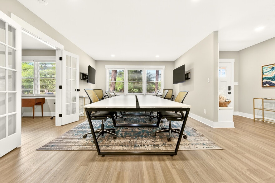More Photos Of 1120 Central Ave, Summerville Office For Sale