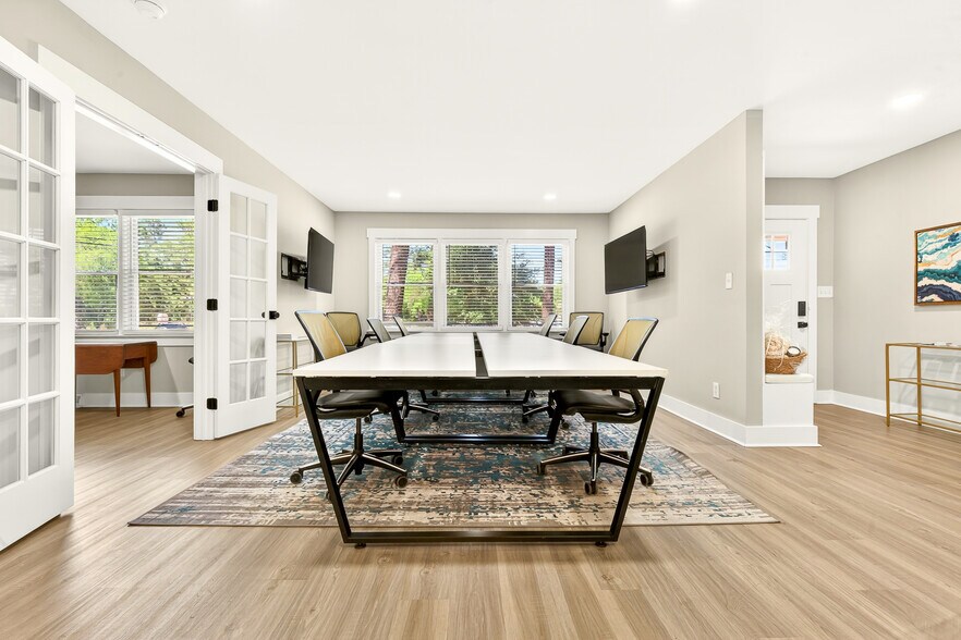 More Photos Of 1120 Central Ave, Summerville Office For Sale