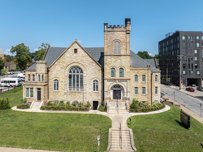 More Photos Of 486 S Graham St, Pittsburgh Religious Facility For Sale
