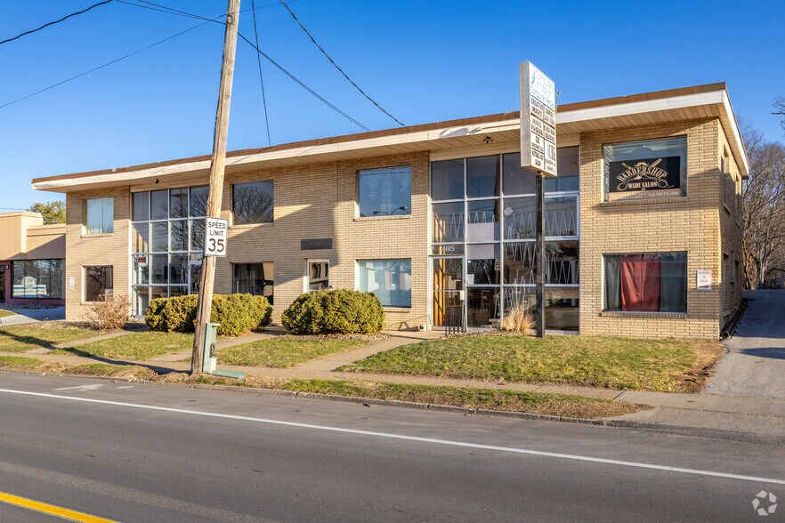 Primary Photo Of 4815-4817 University Ave, Des Moines Office For Lease