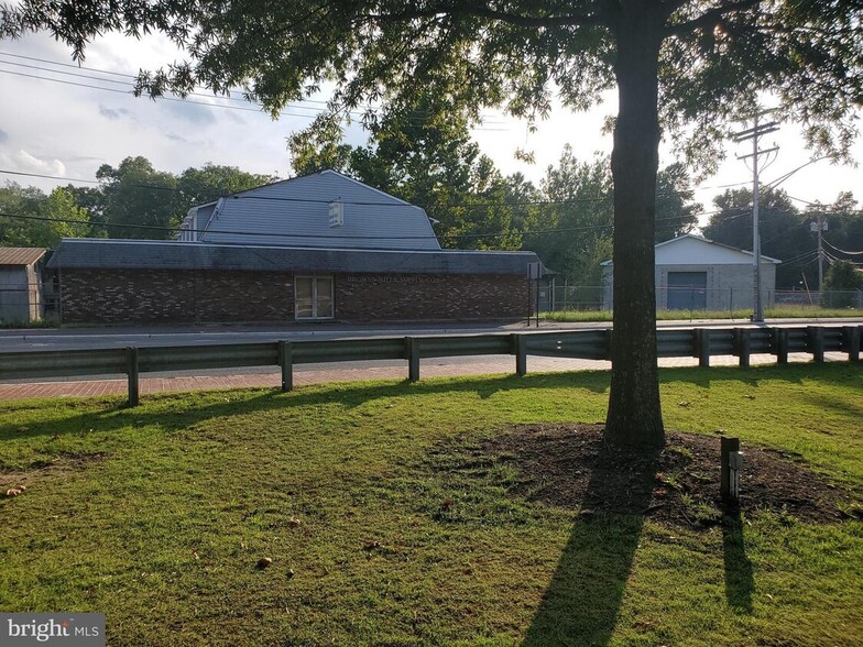 Primary Photo Of 214 Lakehurst Rd, Browns Mills Storefront For Sale