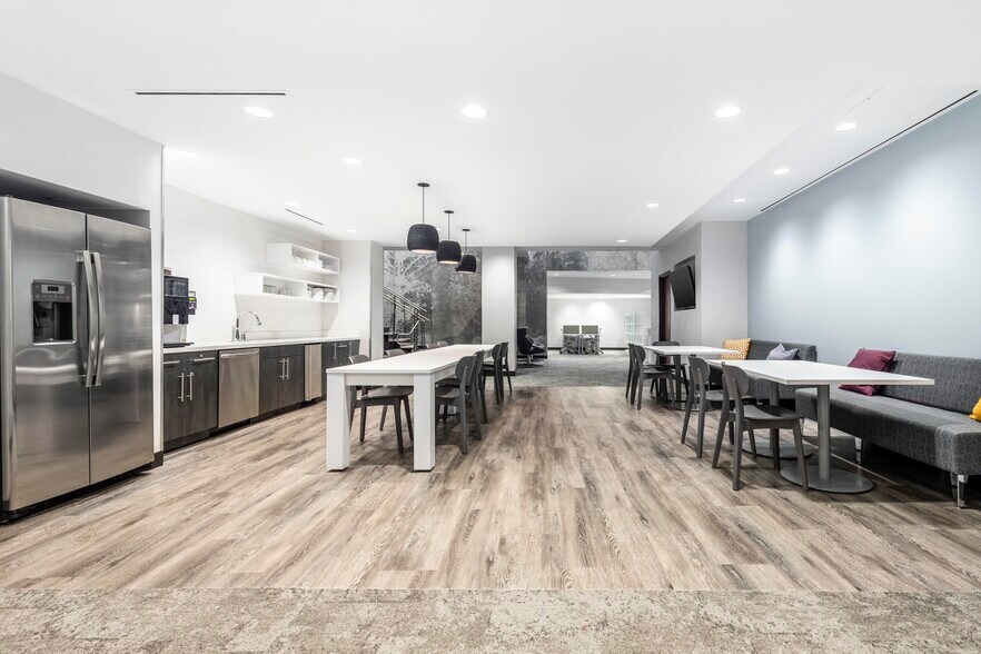 More Photos Of 12600 Deerfield Pky, Alpharetta Coworking Space